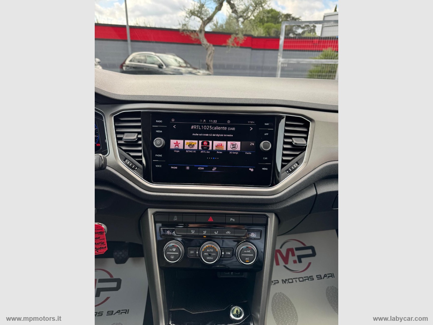 T-ROC STYLE 1.0 TSI 110CV - immagine 18