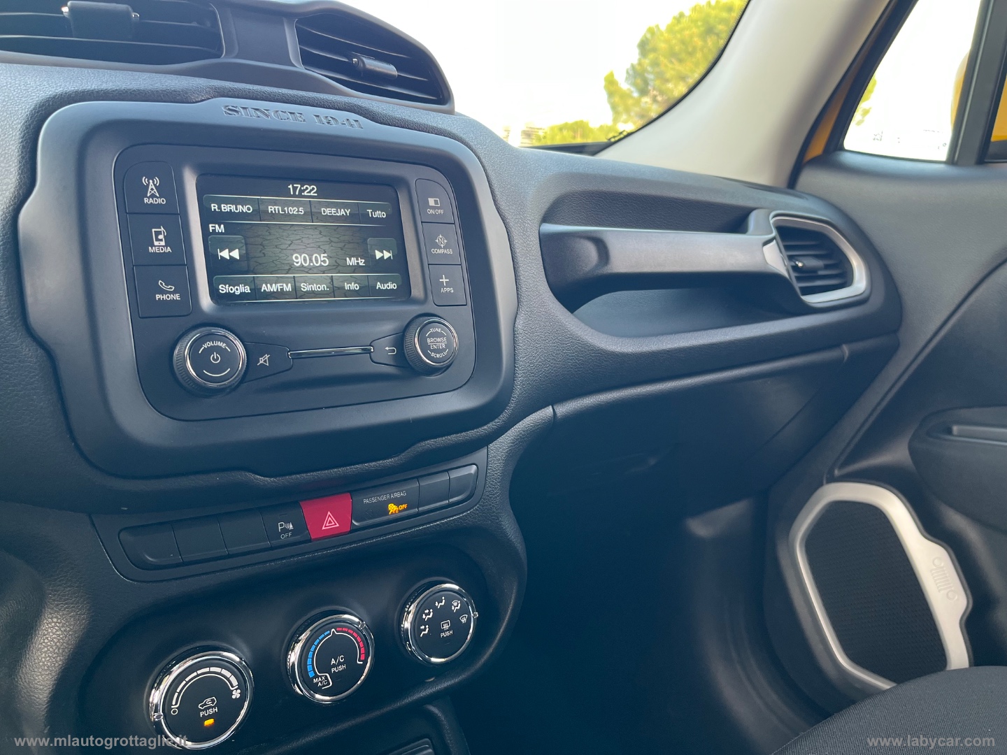 Renegade 1.6 Mjt 120CV Longitude - immagine 18