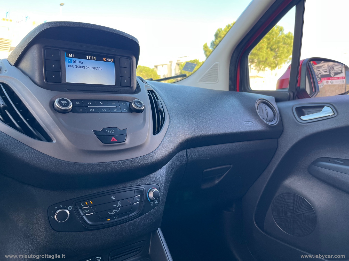 Tourneo Courier 1.5 TDCI 75 CV Sport - immagine 18