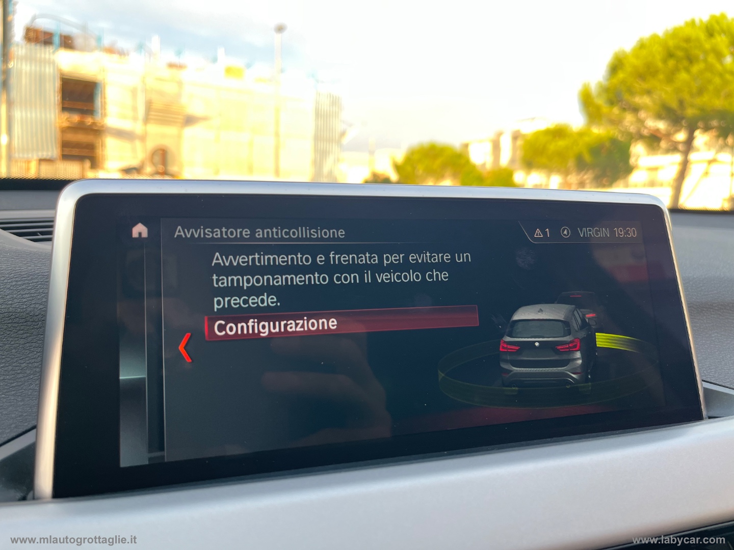 X1 sDrive18d Business Advantage - immagine 18