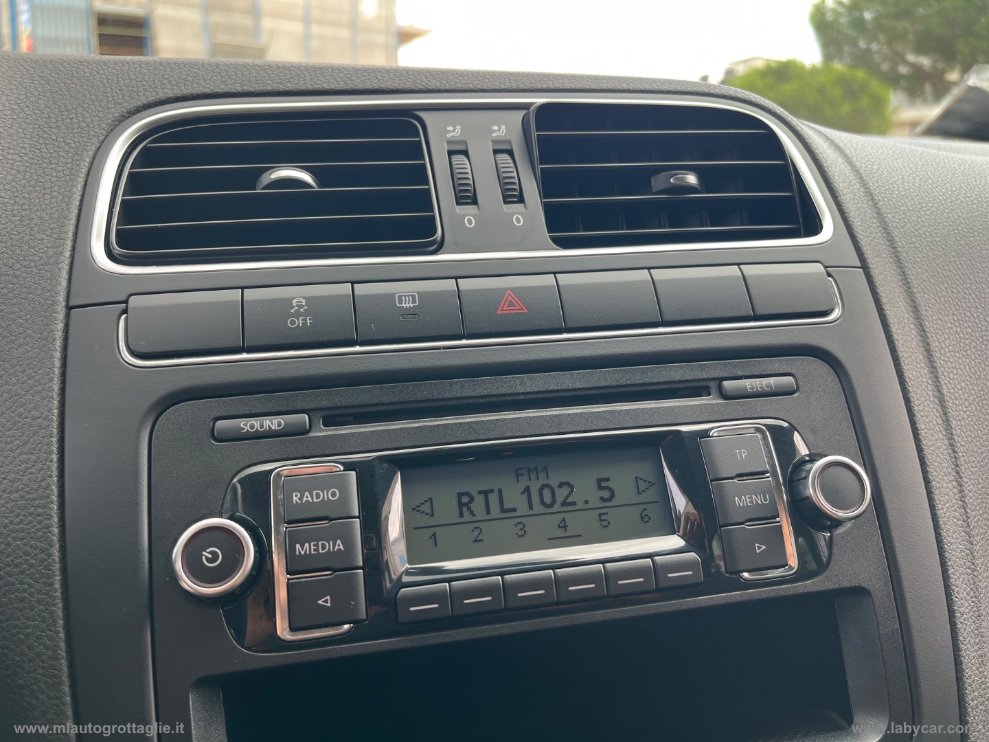 Polo 1.2 70 CV 5p. Comfortline - immagine 18