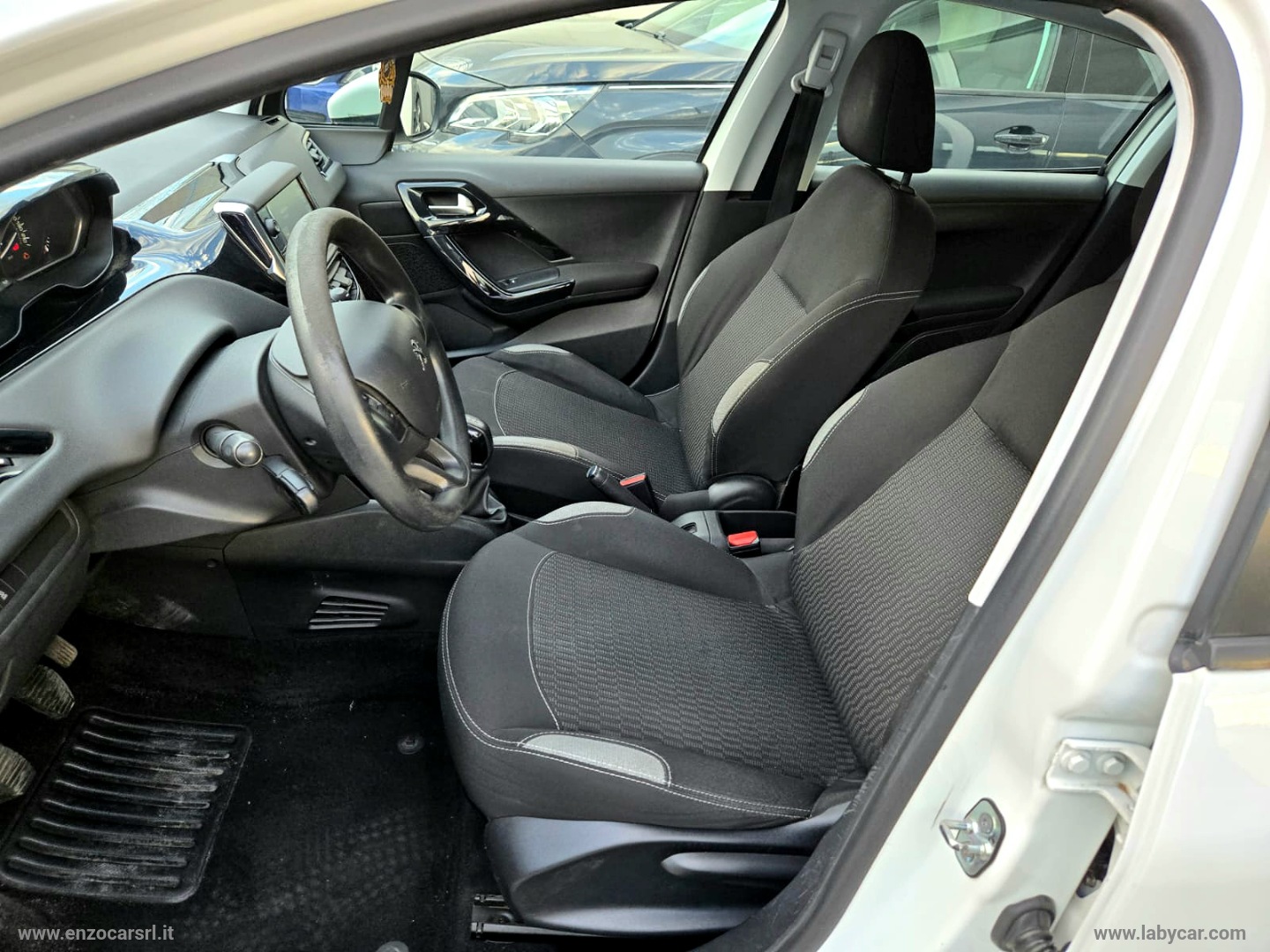 208 1.4 HDi 68 CV 5p. Active NEOPATENTATI - immagine 18