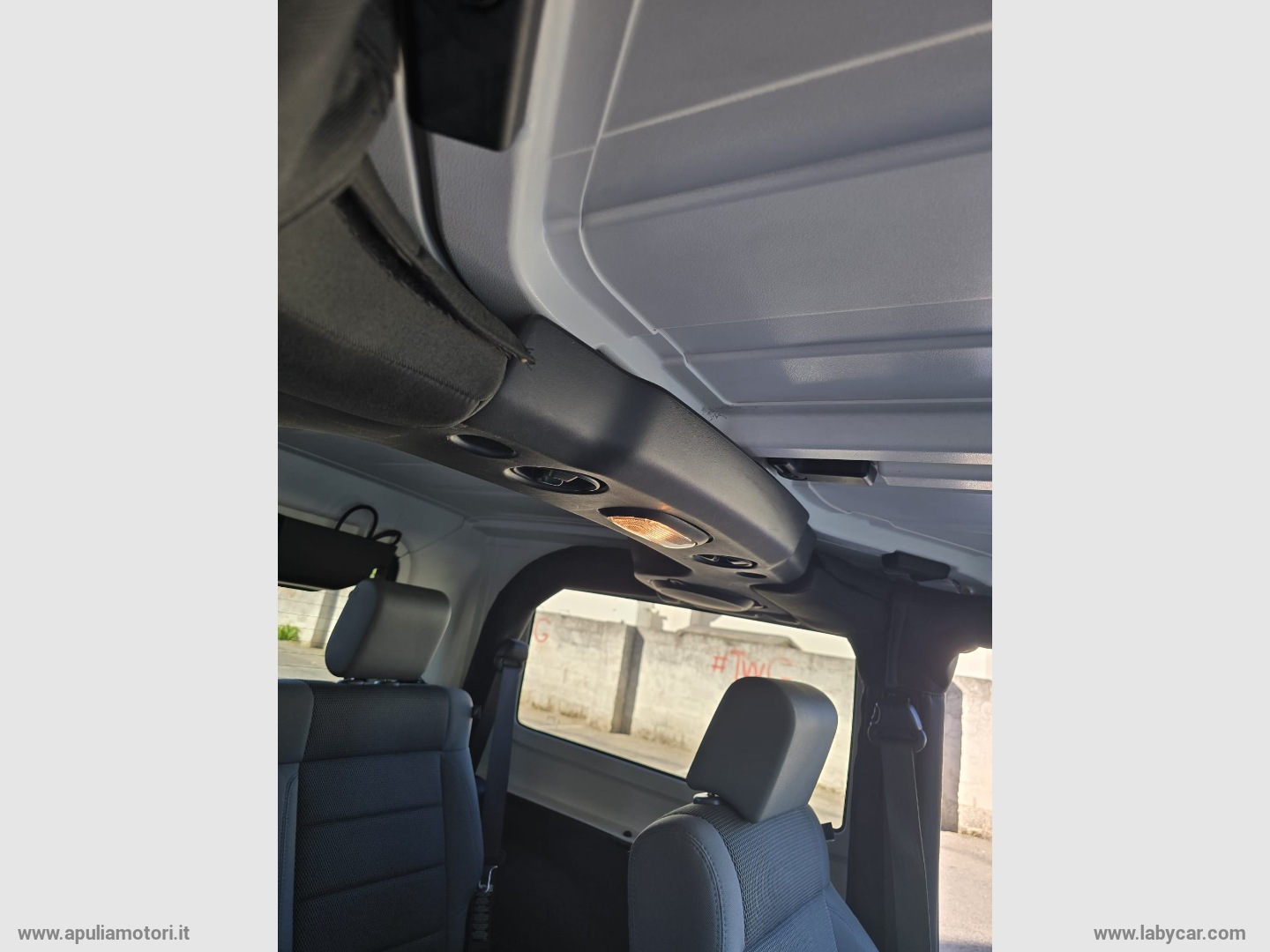 Wrangler 2.8 CRD Sport Auto SAHARA - immagine 18