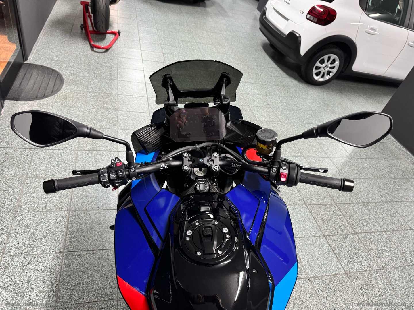 M1000 XR - immagine 18