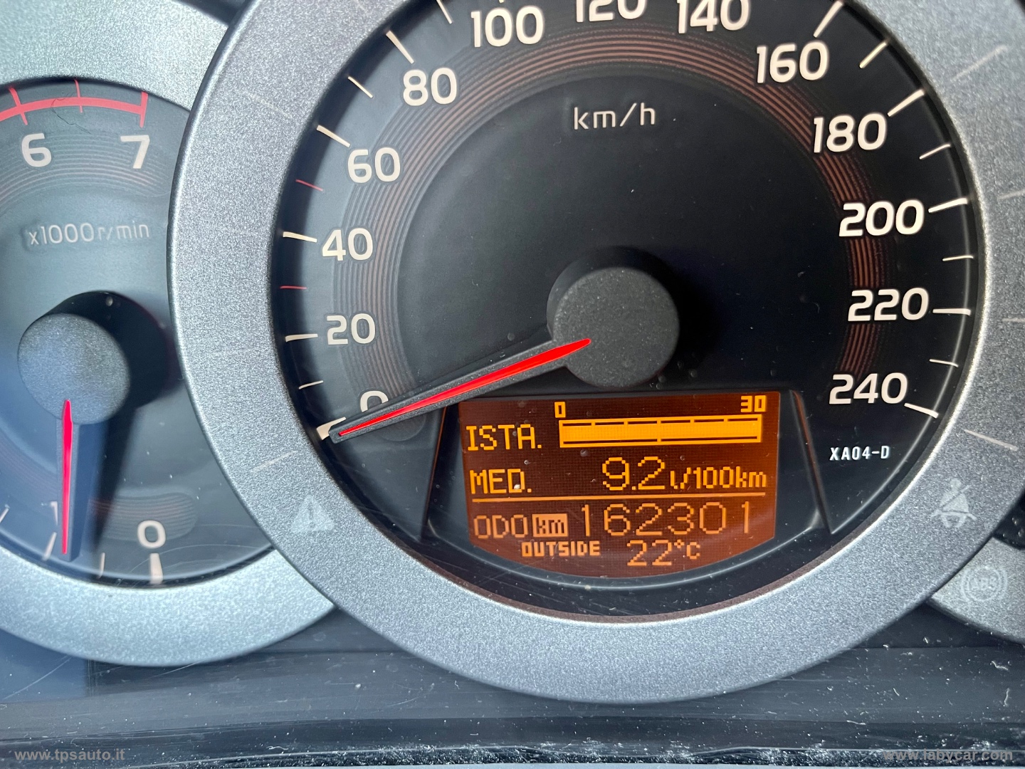 RAV4 Crossover 2.2 D-4D 150 CV Exclusive - immagine 18