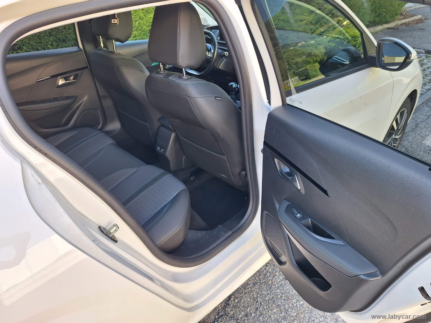 208 PureTech 100 S&S 5p. Allure CINGHIA FATTA - immagine 18