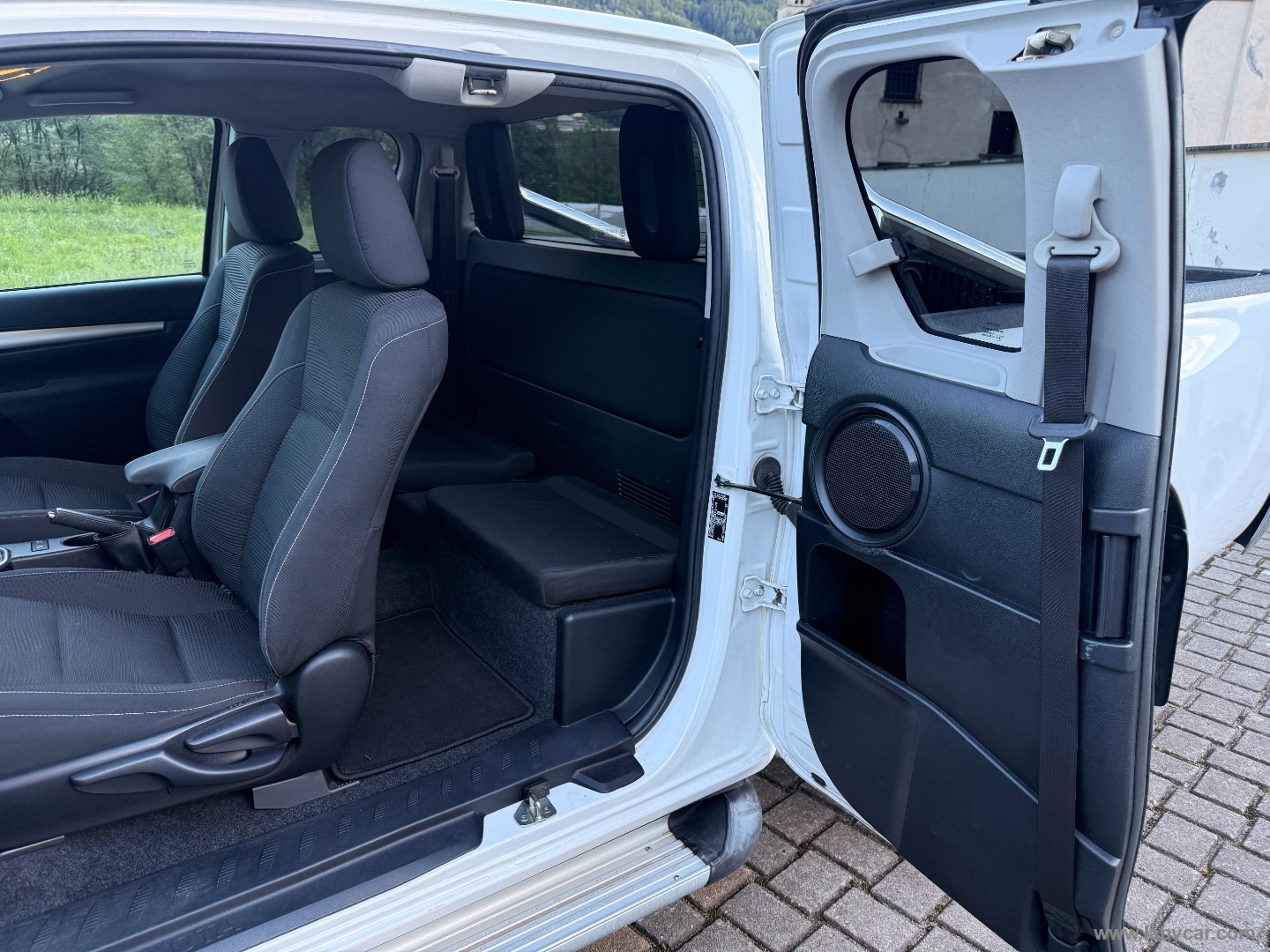 Hilux 2.4 D-4D 4WD 2p. EXTRA CAB CAMERA SENS PARK - immagine 18