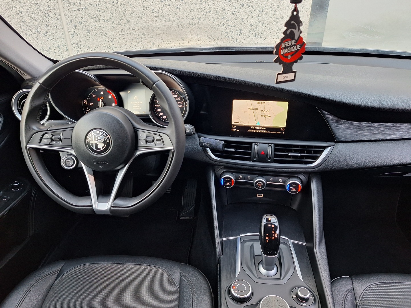 Giulia 2.2 TD 160 CV AT8 SOLO *70000KM* - immagine 18