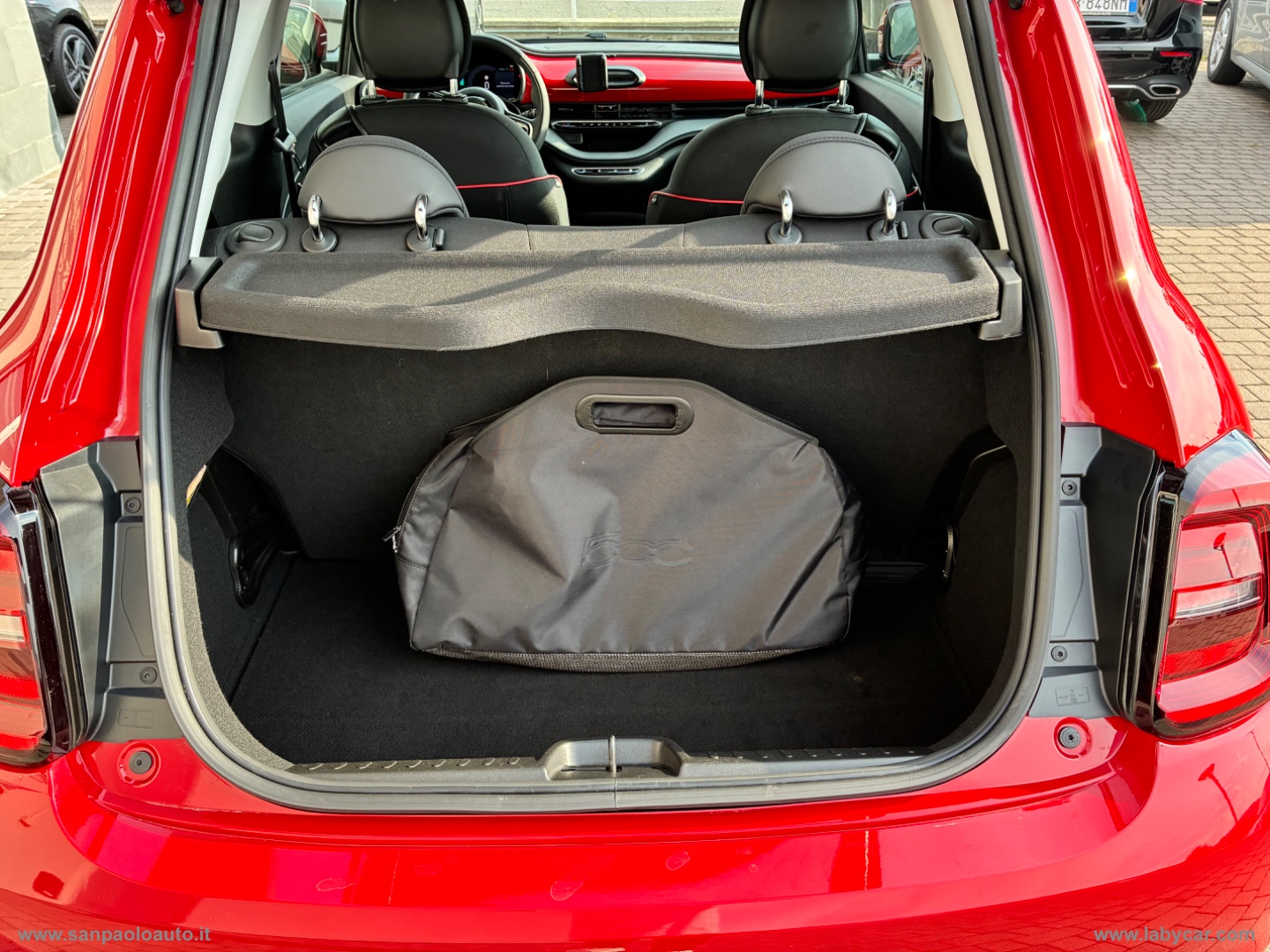 500 Red Berlina 23,65 kWh - immagine 18