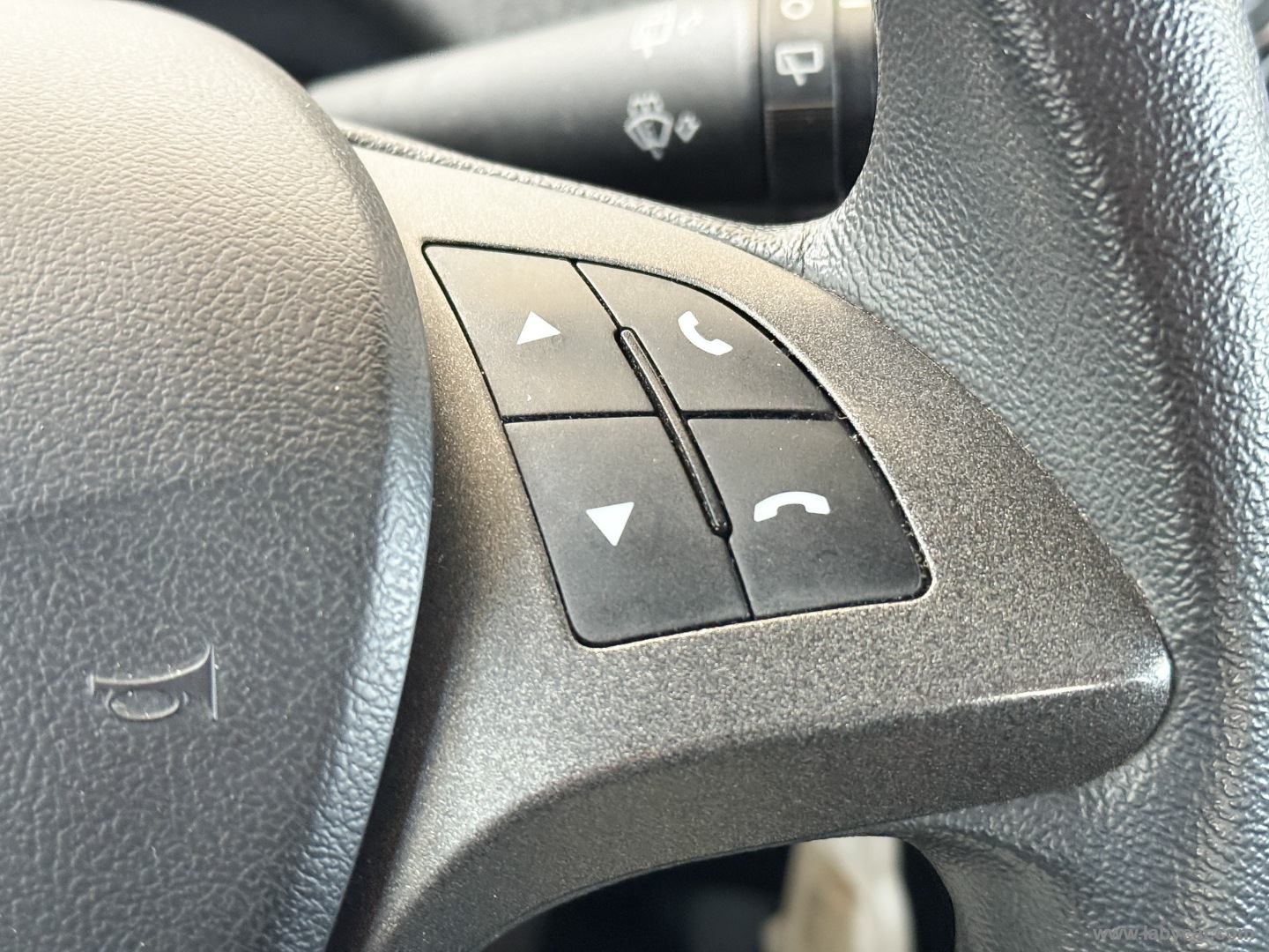 Ypsilon 1.0 FireFly 5p.S&S Hybrid Silver - immagine 18