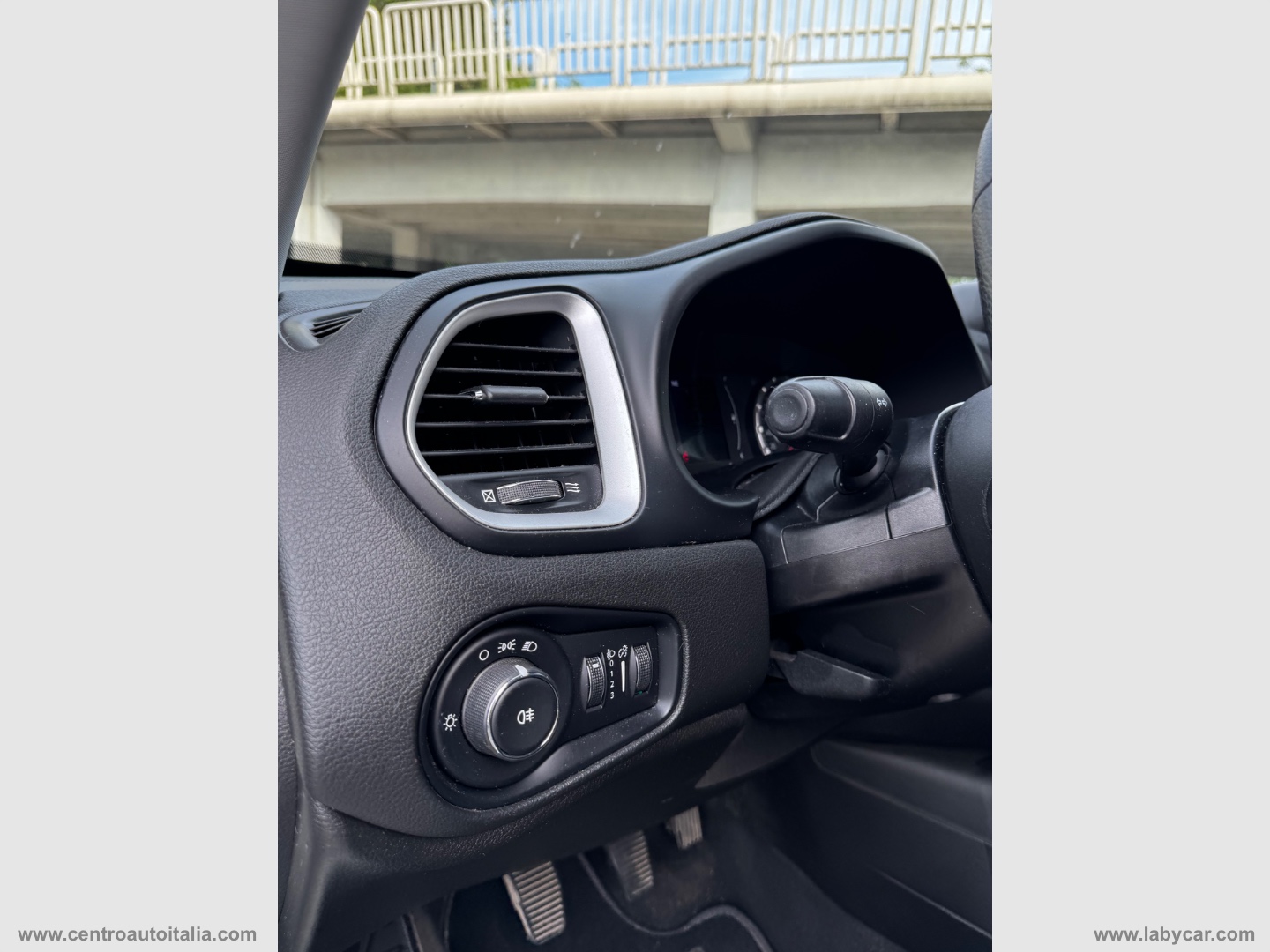 Renegade 2.0 Mjt 4WD Active Drive Sport - immagine 18