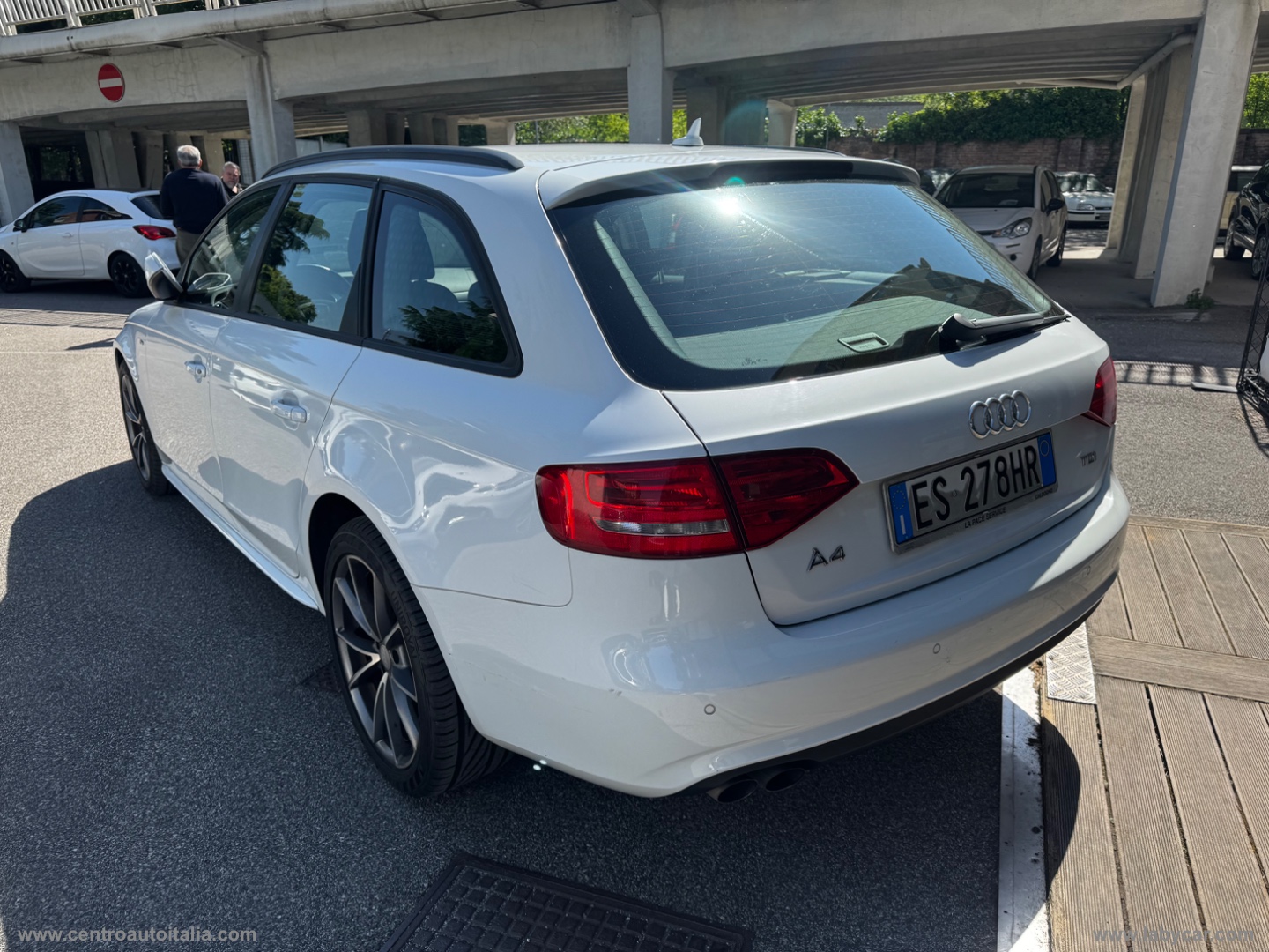 A4 Avant 2.0 TDI 143 CV multitronic - immagine 18