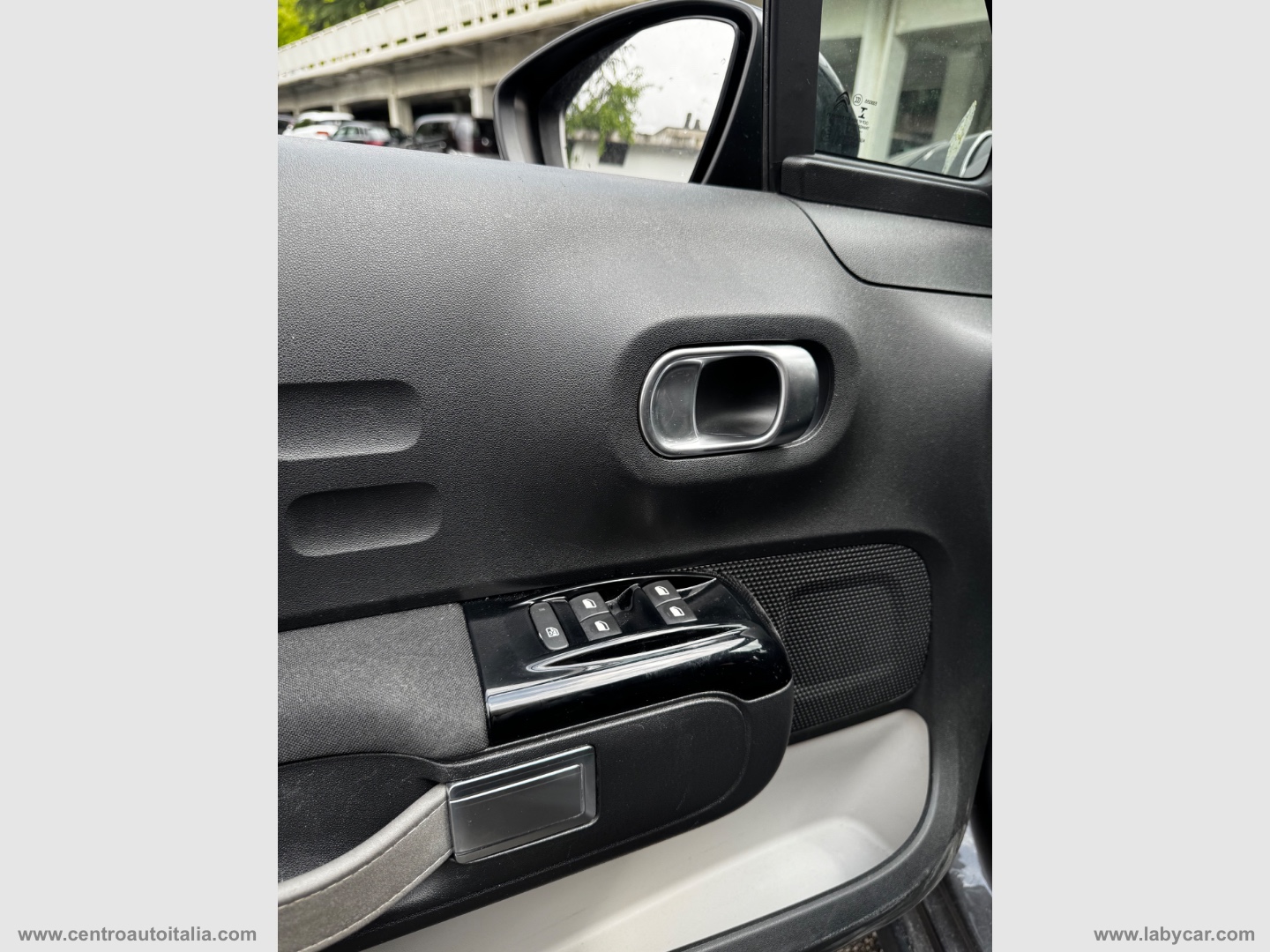 C3 PureTech 110 S&S Shine - immagine 18