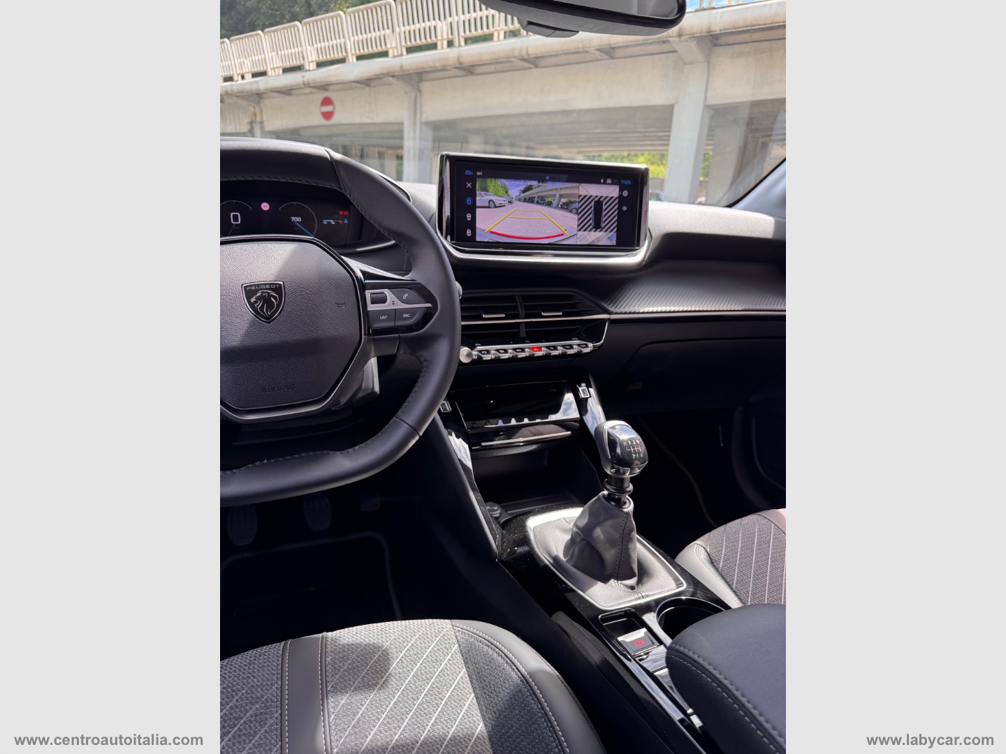 NUOVA 208 Turbo 100 CV 5p. Allure MT6 - immagine 18