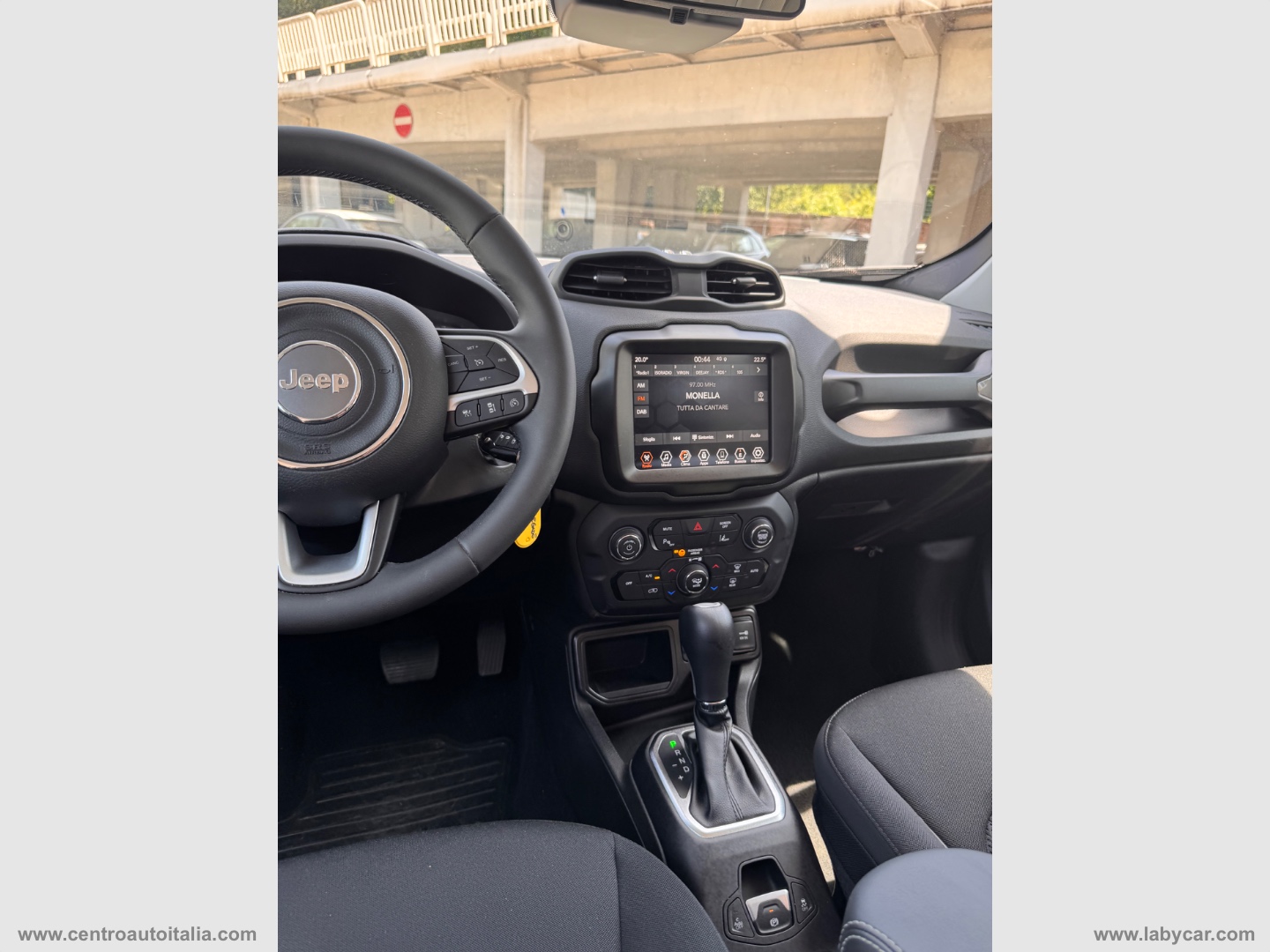 Renegade 1.5 T4 MHEV Limited - immagine 18