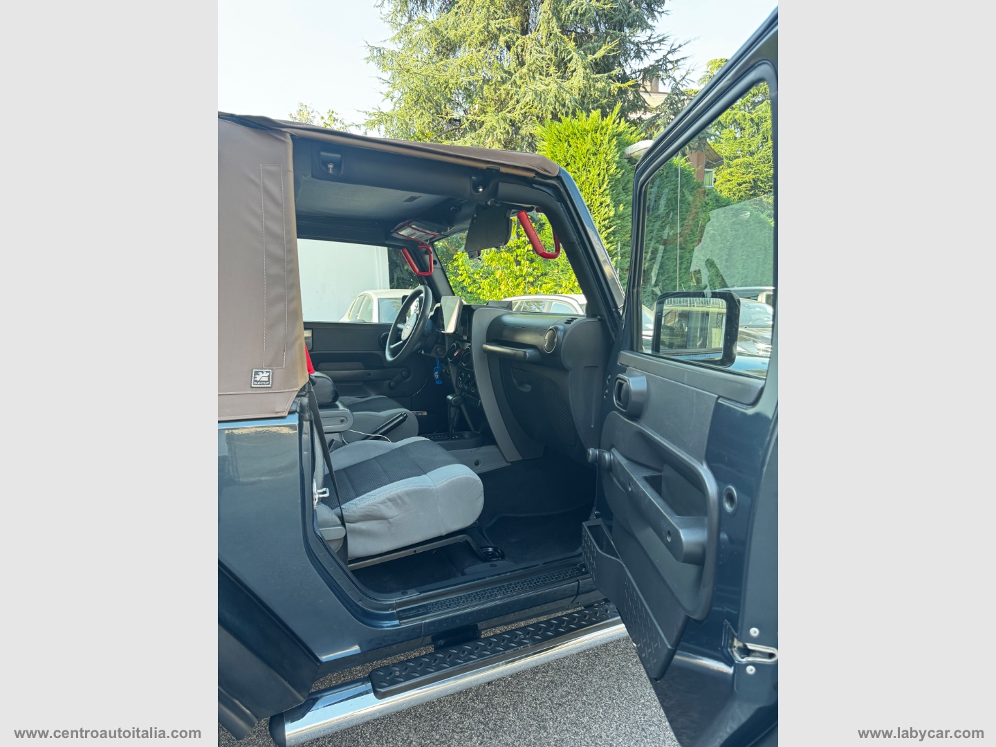 Wrangler 2.8 CRD Sport Auto - immagine 18