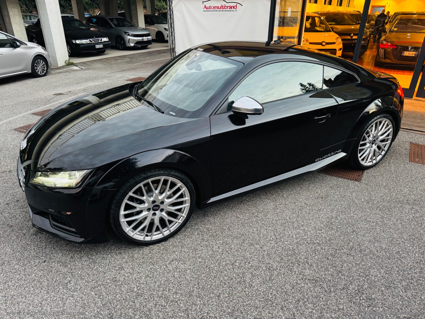 TTS Coupé 2.0 TFSI 310CV quattro S tr. - immagine 18