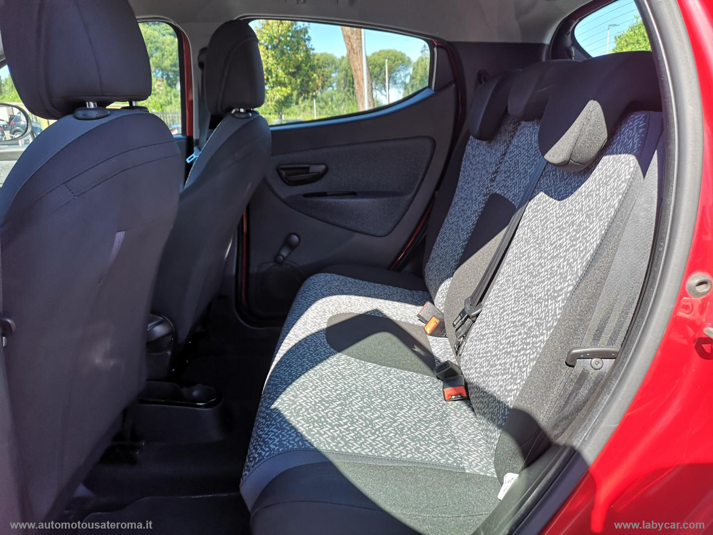 Ypsilon 1.0 FireFly HYBDIR S&S ECOCHIC PROMO WEB - immagine 18