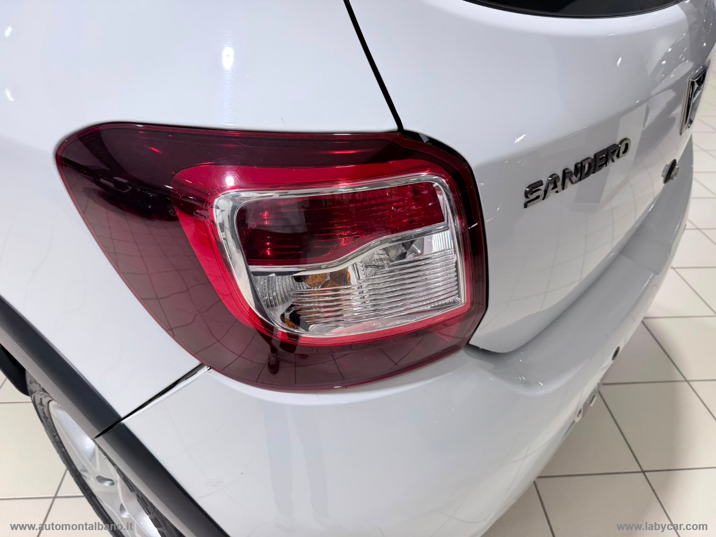Sandero Stepway 1.5 dCi 8V 90 CV S&S - immagine 18