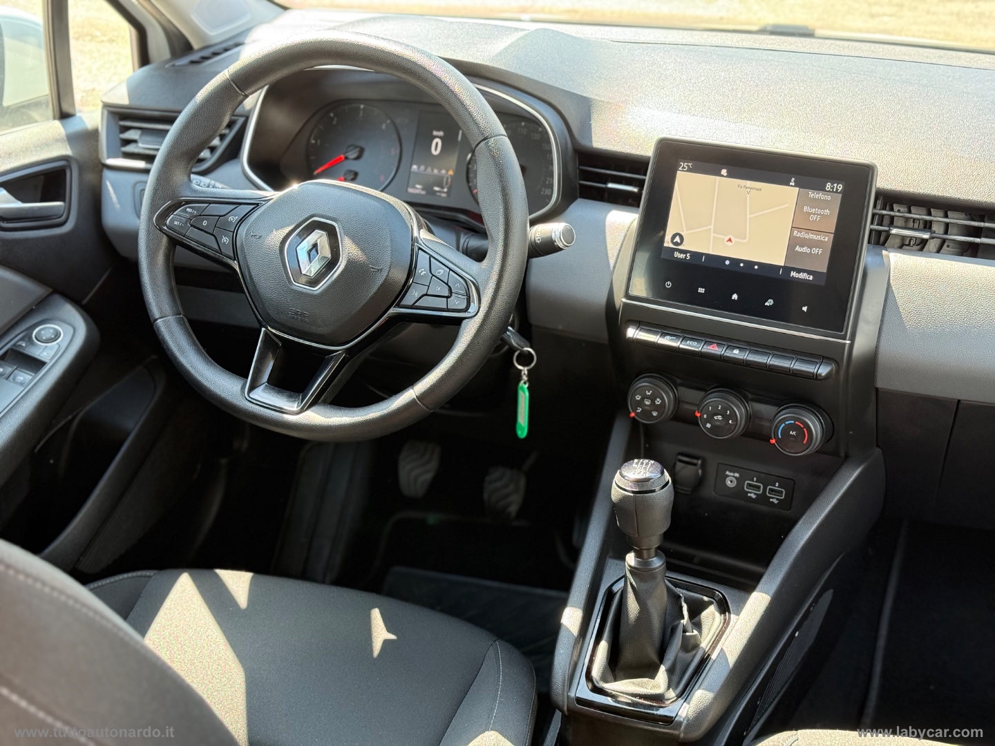 Clio Blue dCi 8V 85 CV 5p. Business - immagine 18