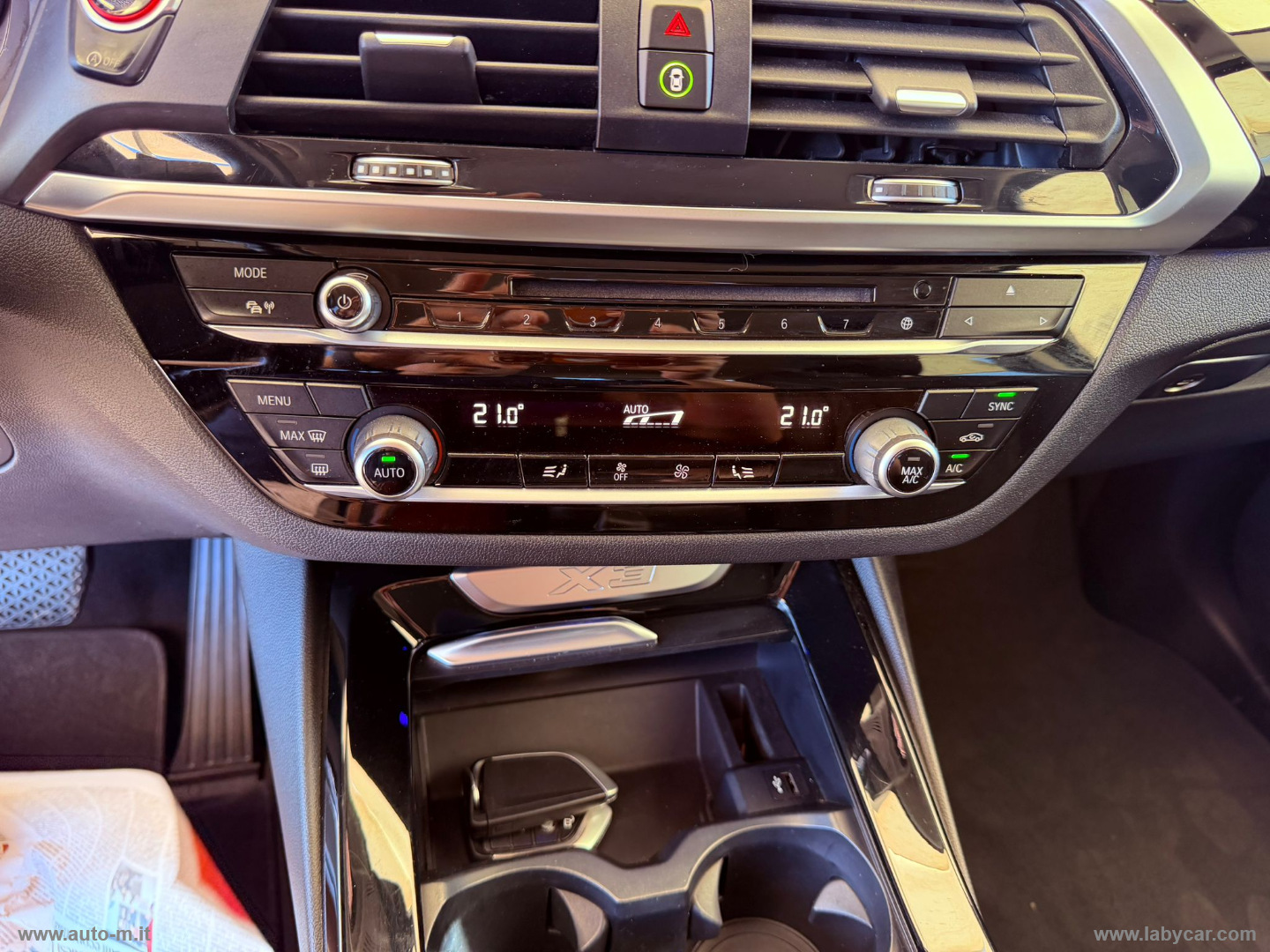 X3 xDrive20d xLine - immagine 18