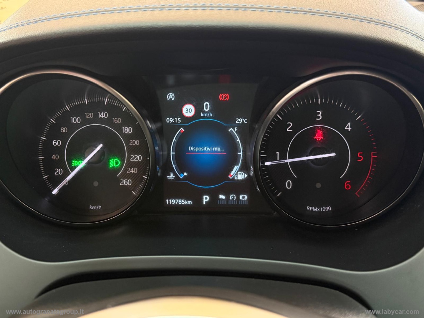 E-Pace 2.0D 150CV AWD aut. R-Dynamic HSE STRAFULL + TETTO!OUTLET - immagine 18