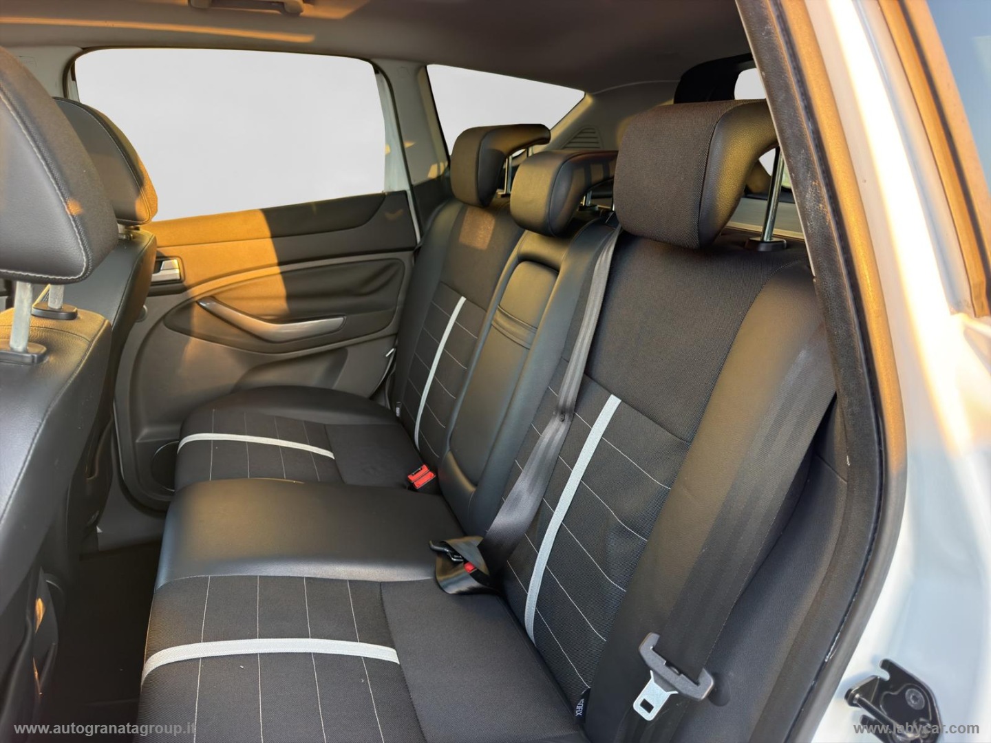Kuga 2.0 TDCi 163 CV 4WD Titanium OUTLET! - immagine 18