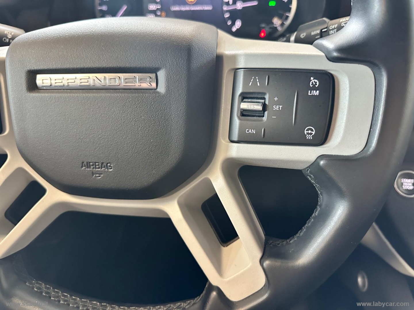 Defender 90 3.0D I6 200 CV X-Dynamic HSE SUPER PROMO!! - immagine 18