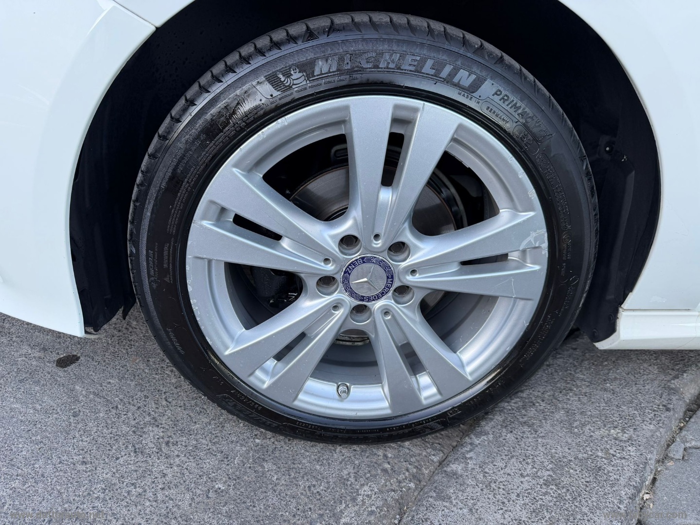 A 180 d Premium - immagine 18