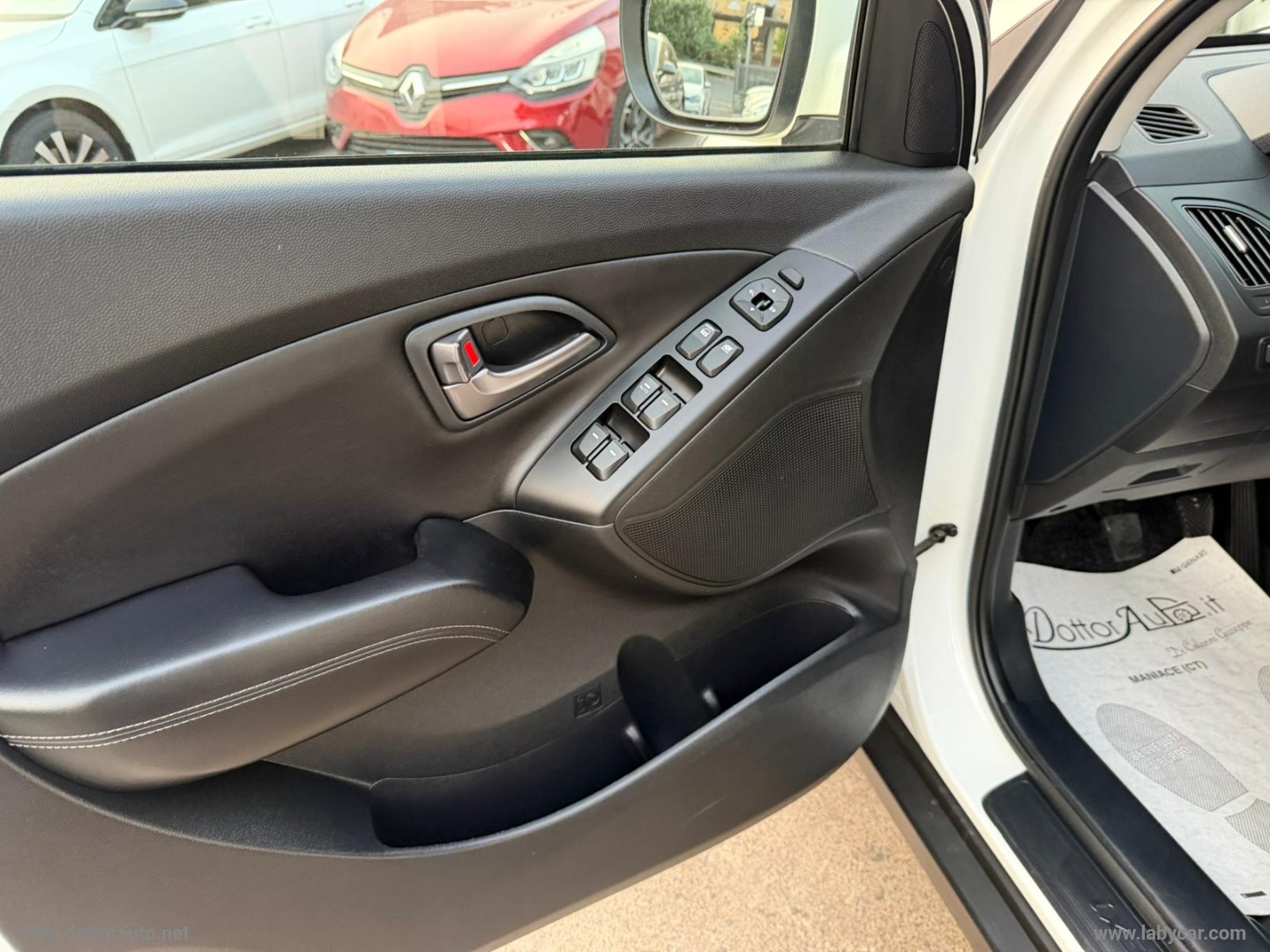 ix35 1.7 CRDi 2WD Xpossible - immagine 18