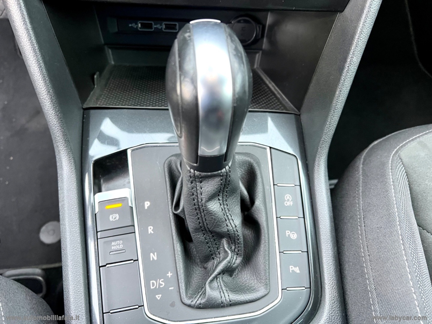Tiguan 2.0 TDI DSG Advanced BMT 10/2020 66200 KM - immagine 18