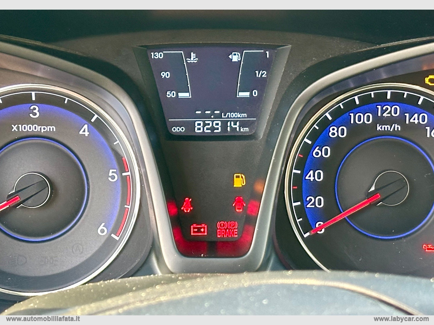 ix20 1.4 CRDI 90 CV Comfort DIESEL CON 83.000 KM - immagine 18