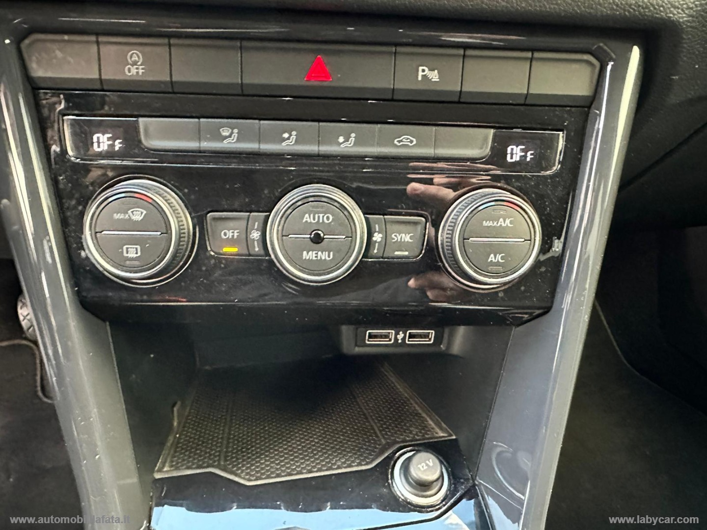 T-Roc 1.6 TDI SCR Advanced BlueMot.Tech. PARI AL NUOVO - immagine 18