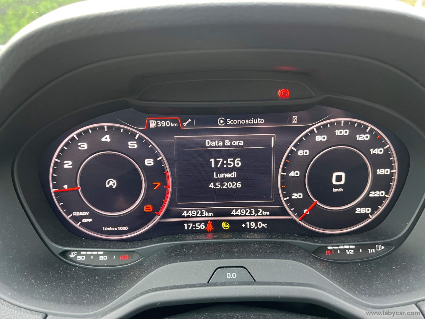 Q2 30 TFSI Business Advanced - immagine 19