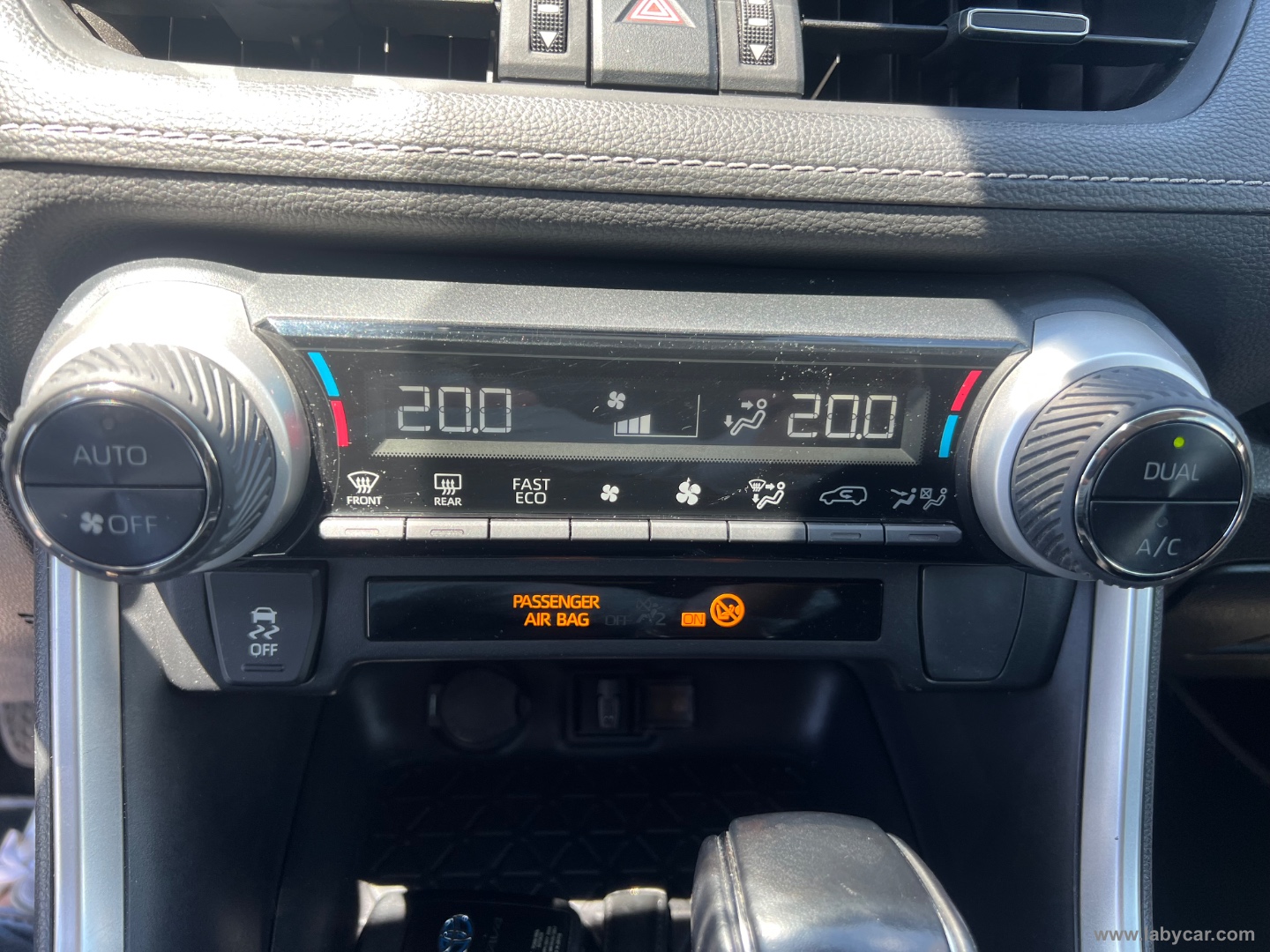 RAV4 2.5 HV - immagine 19