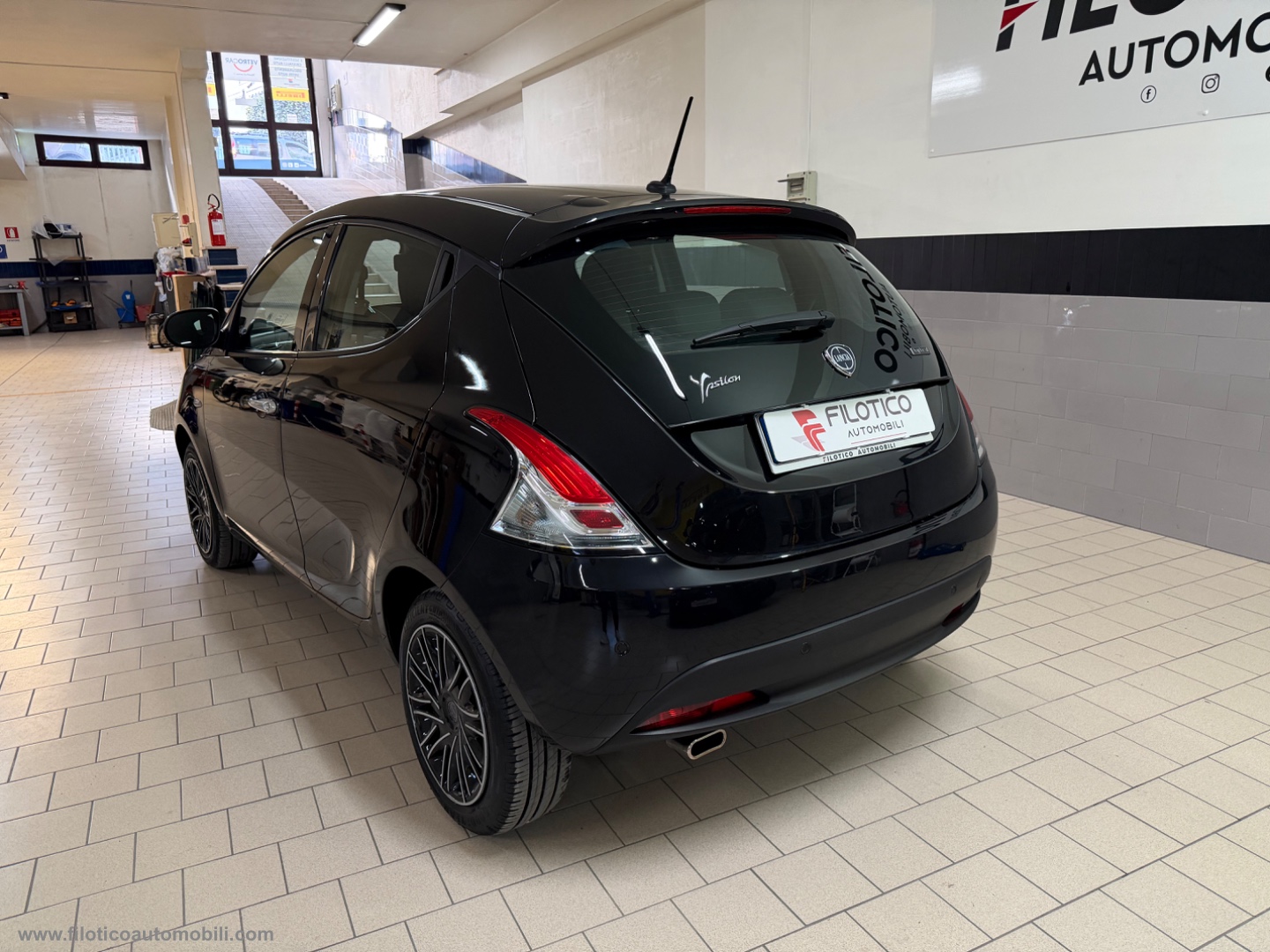 Ypsilon 1.0 FireFly 5p.S&S Hybryd Gold NEW GOLD - MOTORE IBRIDO - immagine 19