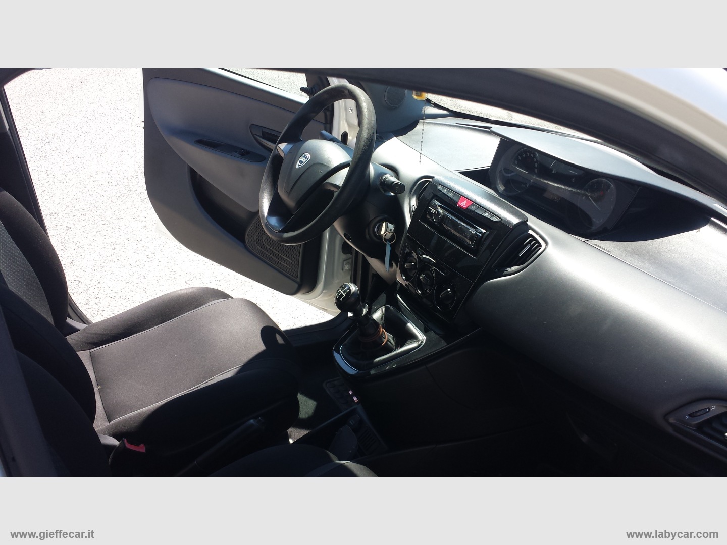 Ypsilon 1.2 69 CV 5p. Silver - immagine 19
