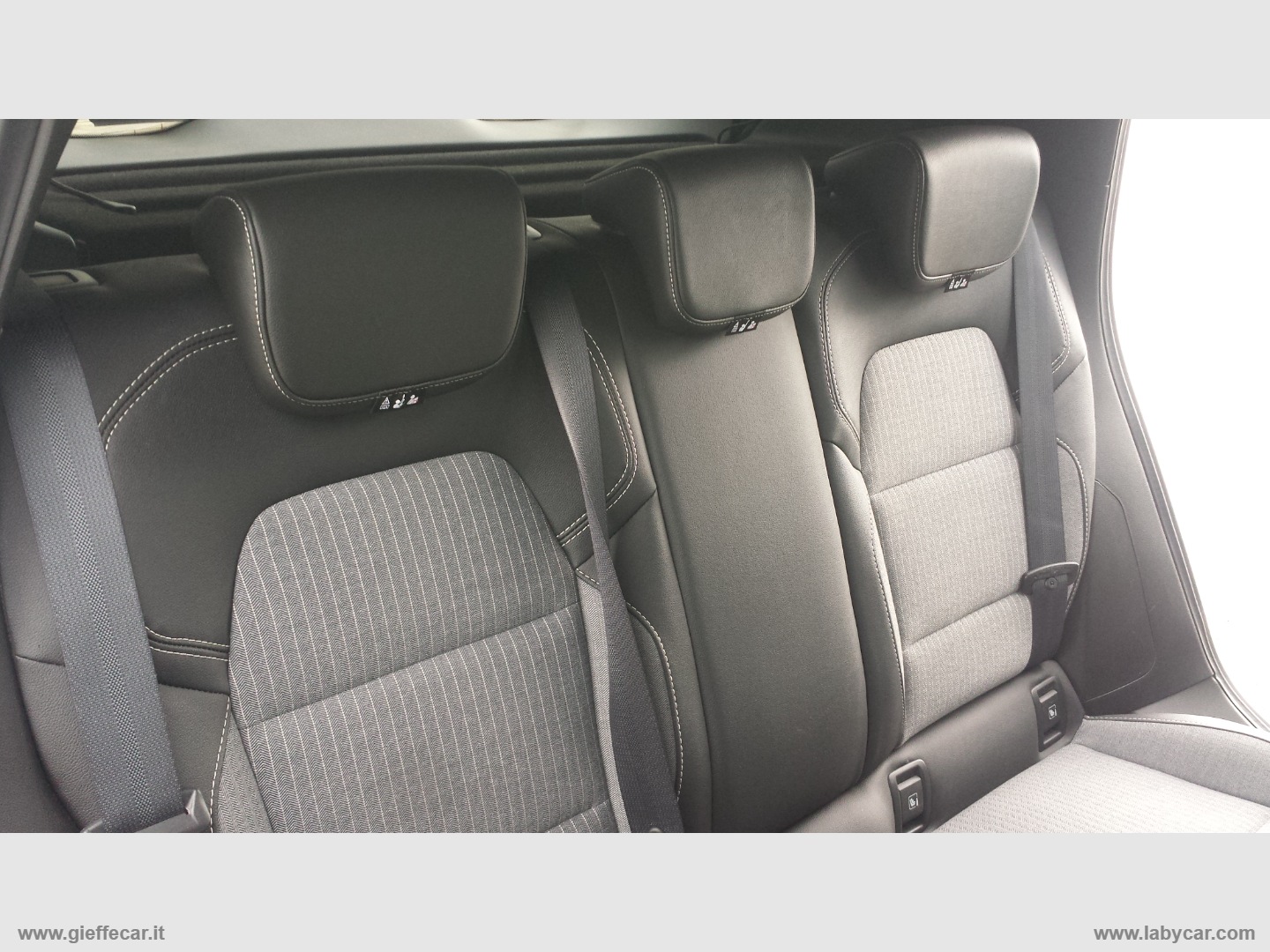 Clio TCe 90 CV 5p. TECHNO - immagine 19