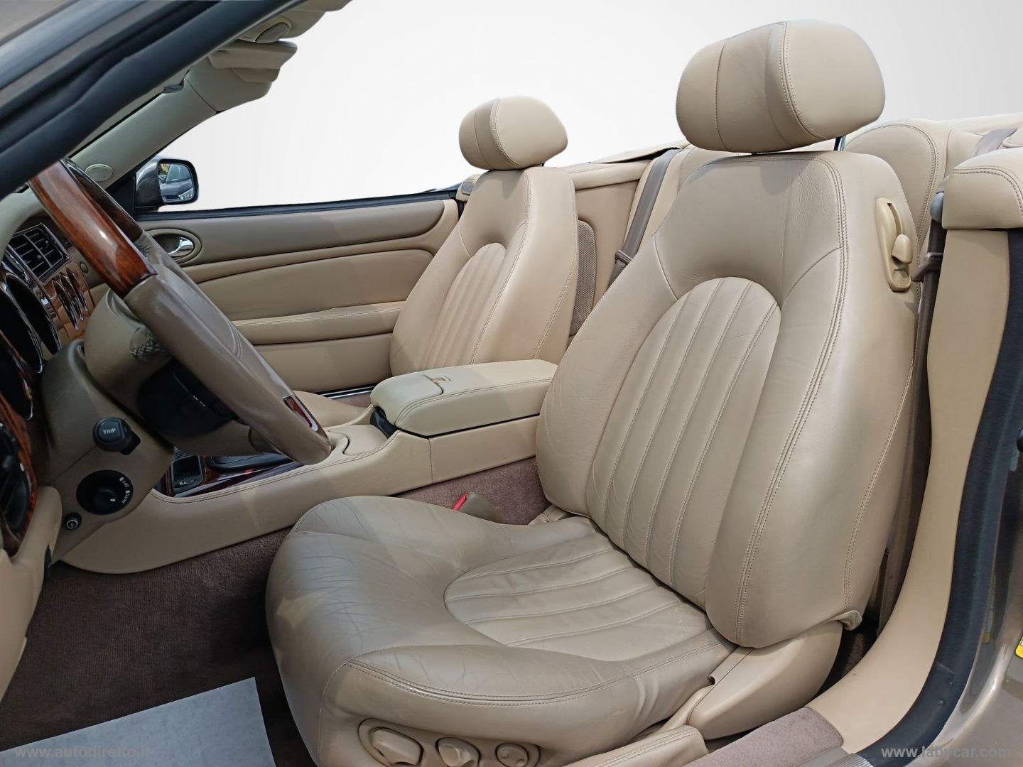 XK8 4.0 Convertibile - immagine 19