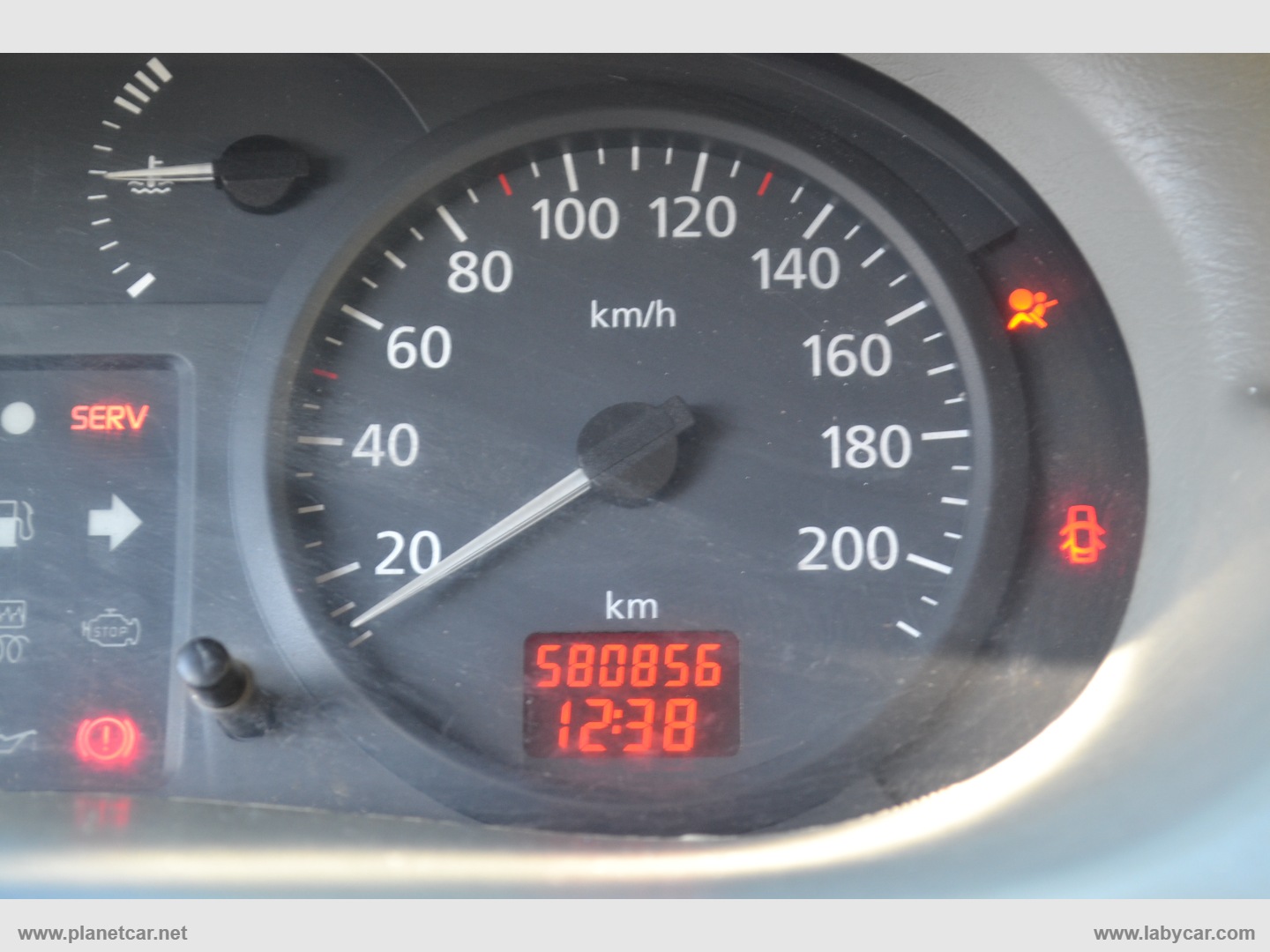 Trafic T29 2.5dCi/140 16V PL-TN Furg.ICE - immagine 19