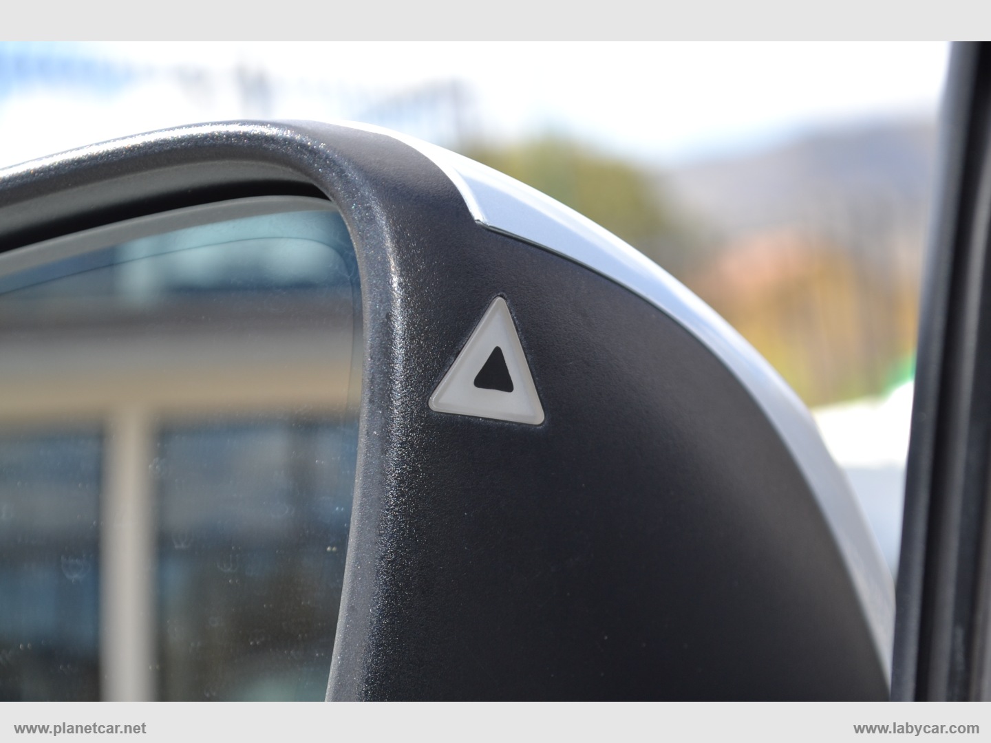 320d xDrive Touring Sport - immagine 19