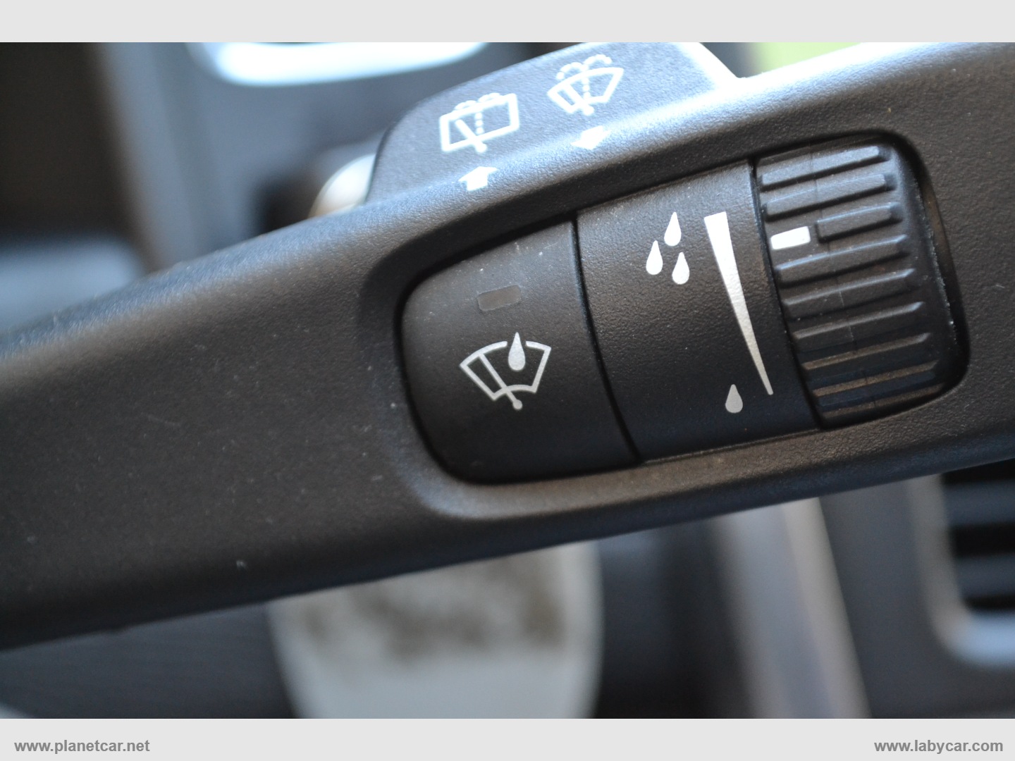 XC60 D4 Geartronic Momentum - immagine 19