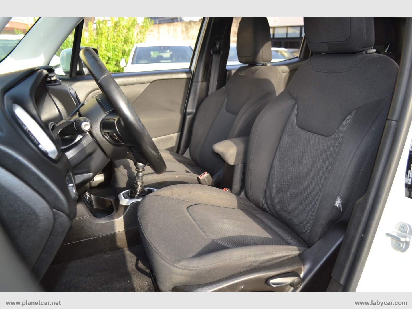 Renegade 1.6 Mjt 120CV Longitude - immagine 19