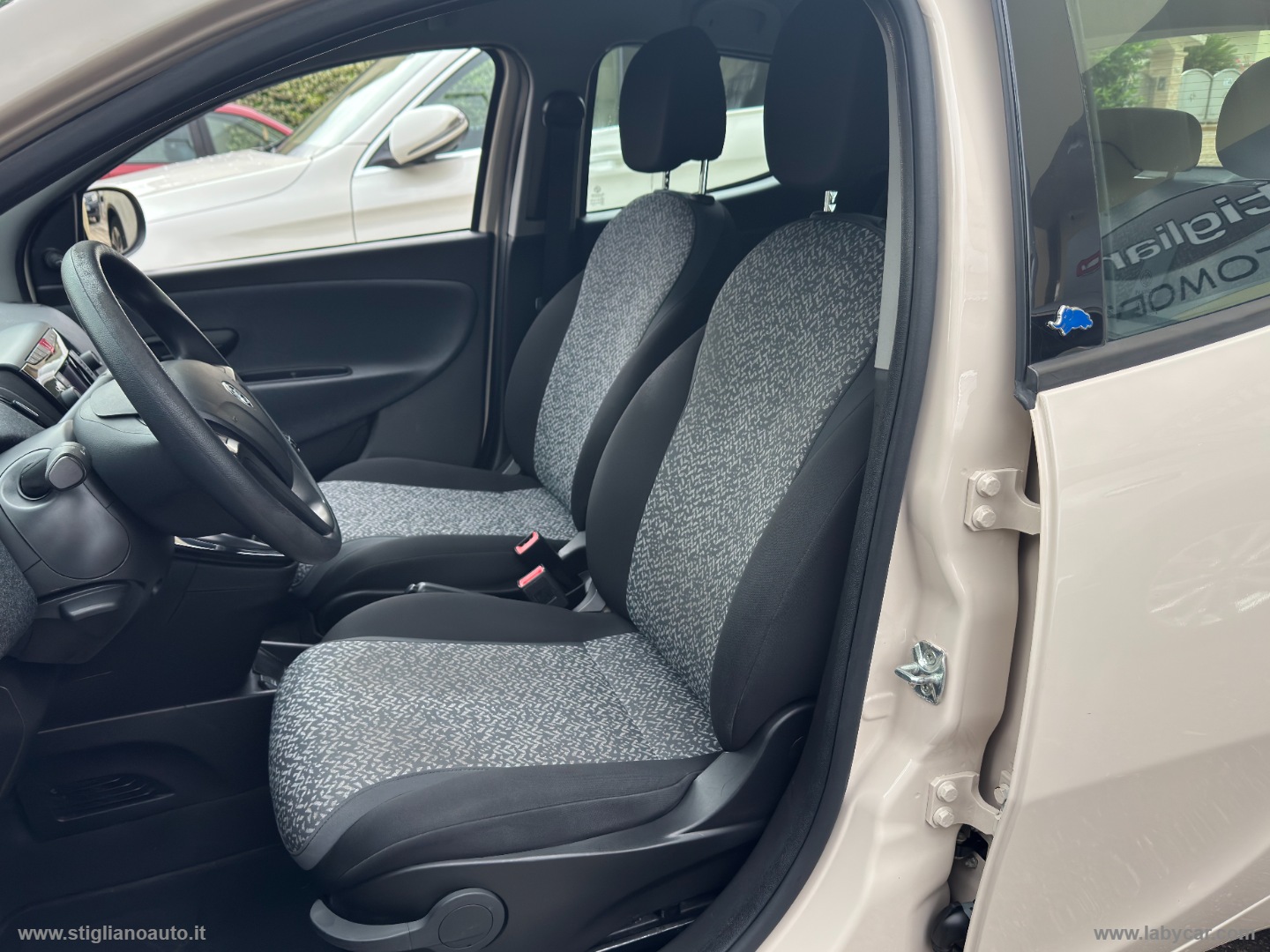 Ypsilon 1.2 69 CV 5p. GPL Ecochic Ele.Bl - immagine 19
