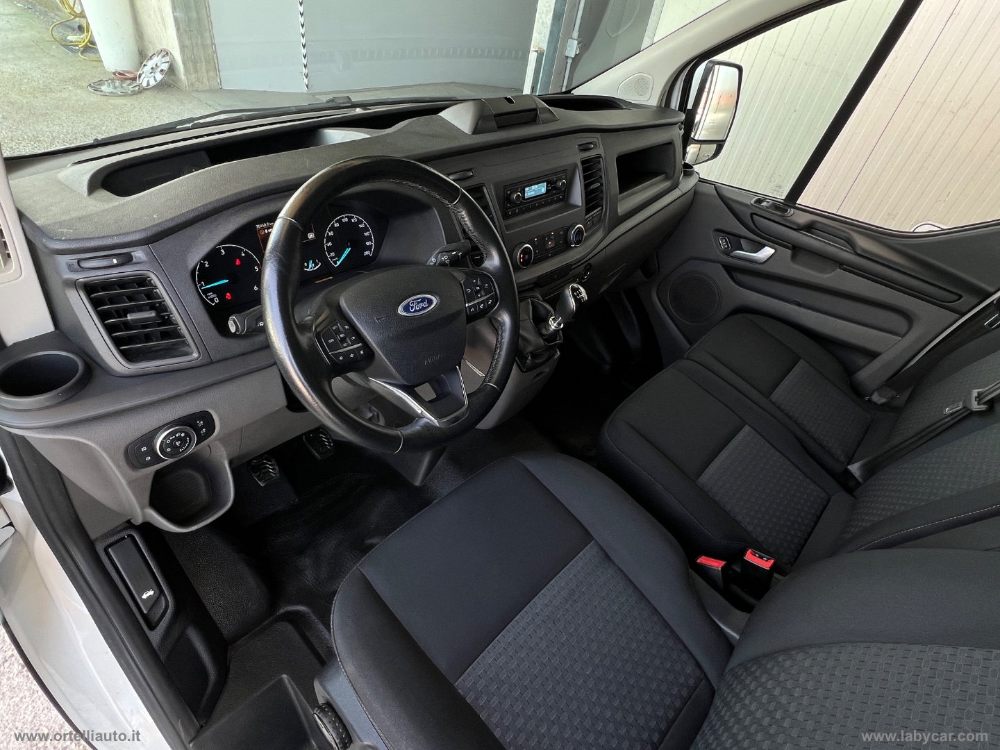 Tran.Cust.300 2.0EcoB.130 L2H2 F.Trend FORD TRANSIT CUSTOM 300 L2H2 PLTA 2.0 CDTI 130 Cv + IVA - immagine 19