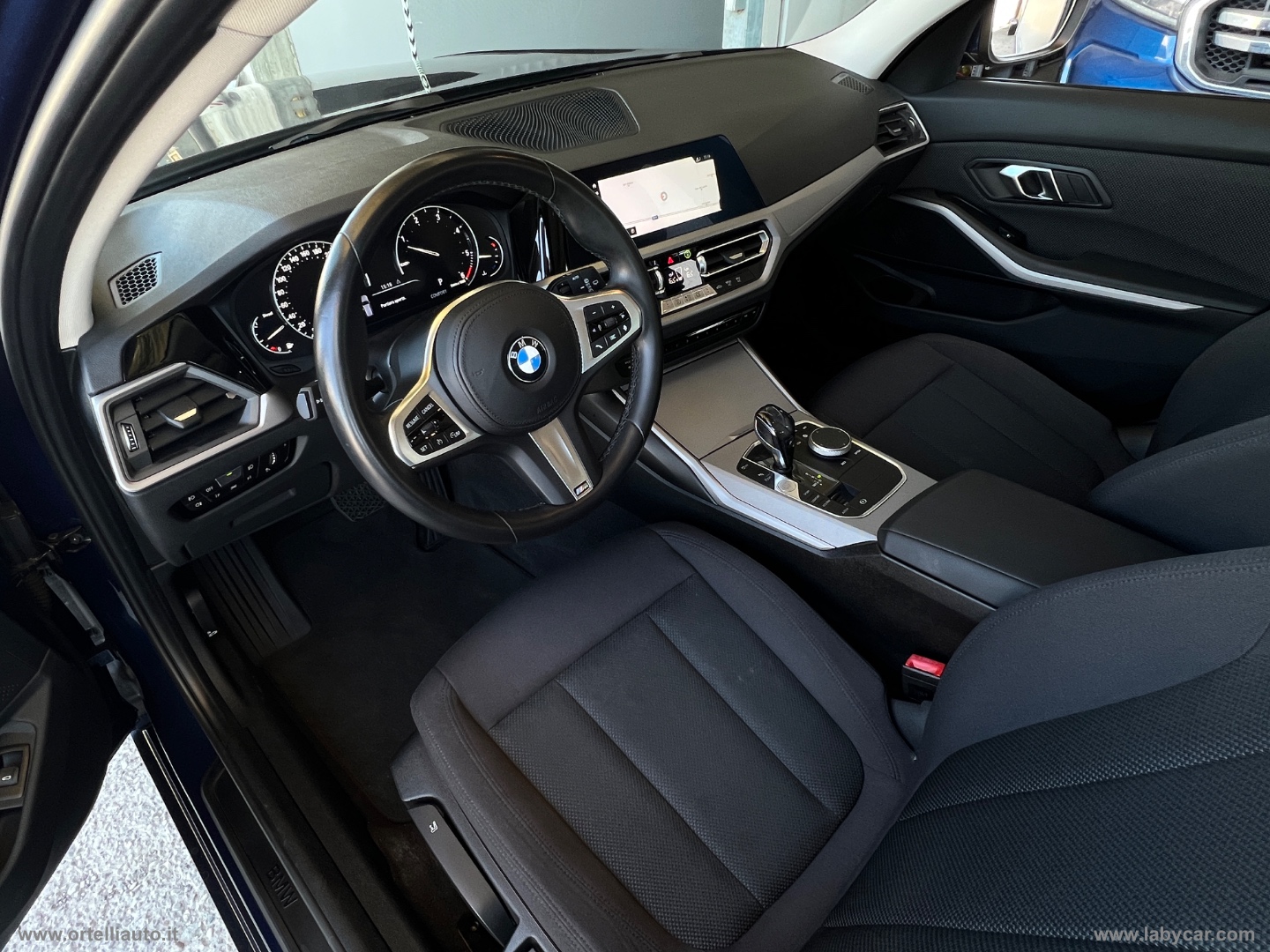 318d Touring Business Advantage aut. - immagine 19