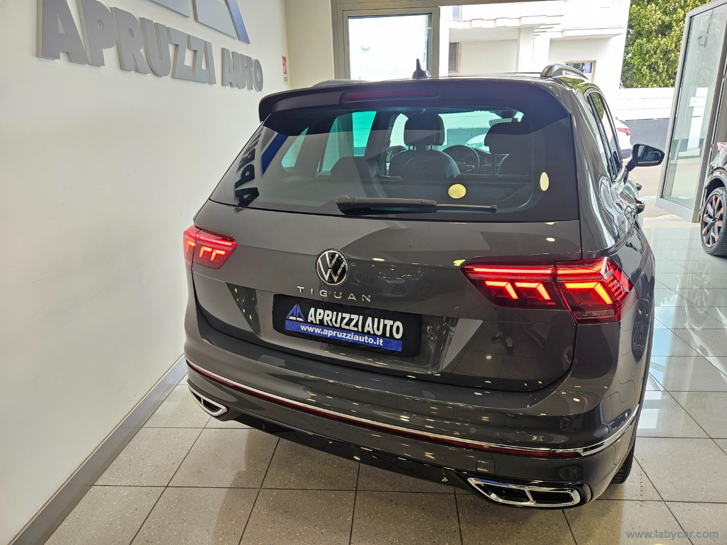 Tiguan 2.0 TDI 150CV SCR DSG R-Line - immagine 19