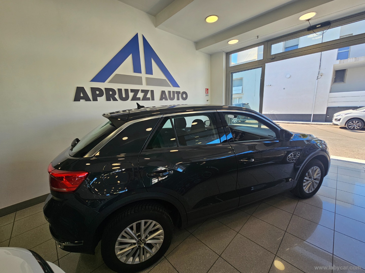 T-Roc 2.0 TDI SCR Style - immagine 19