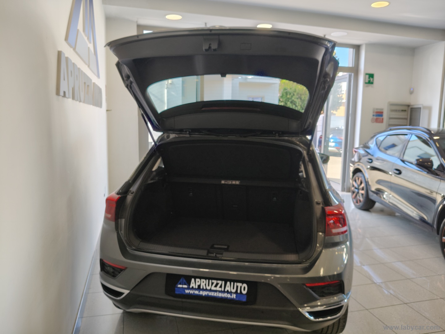 T-Roc 2.0 TDI SCR Style - immagine 19