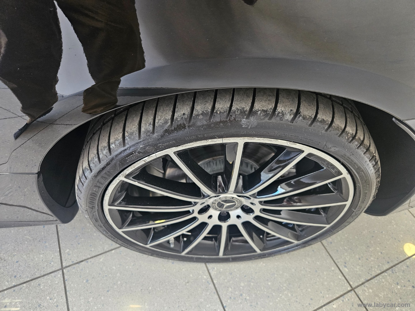 E 300 d Auto 4Matic Mild hybr. Prem. Pl. - immagine 19